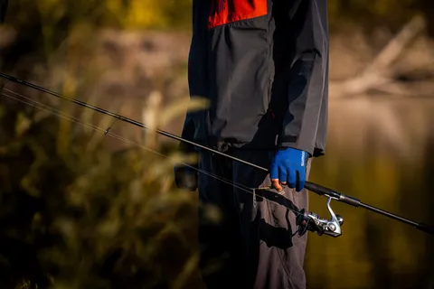 Shimano Pearl Fit 3 Gloves + Favorite Mist Jacket + SHIMANO Stradic FL + Favorite Black Swan